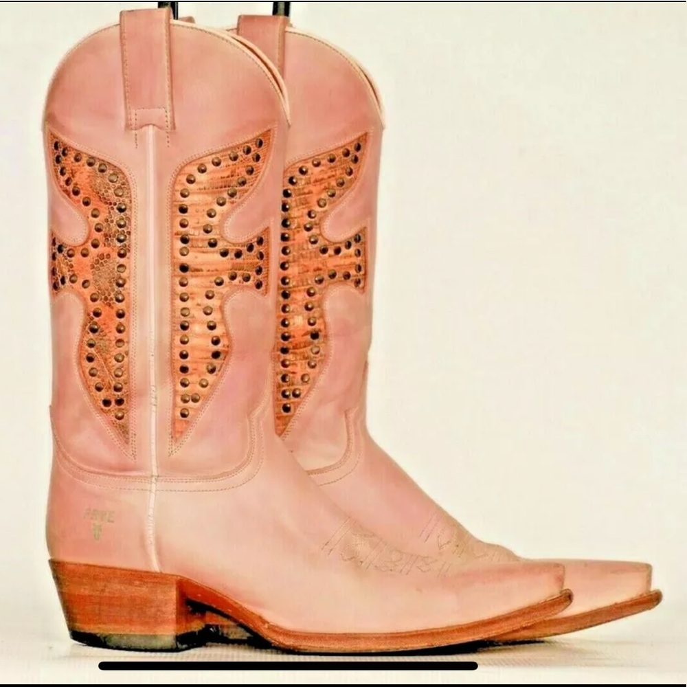 Frye Daisy Duke pink cowboy boots 8